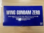 画像5: 1/100 MG XXXG-00W0 ウイングガンダムゼロ EW版 パールミラーコーティングバージョン キャラホビ2005限定版  (5)